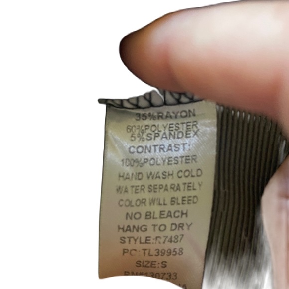 Umgee black tank with embroidered flowers. - Picture 5 of 6